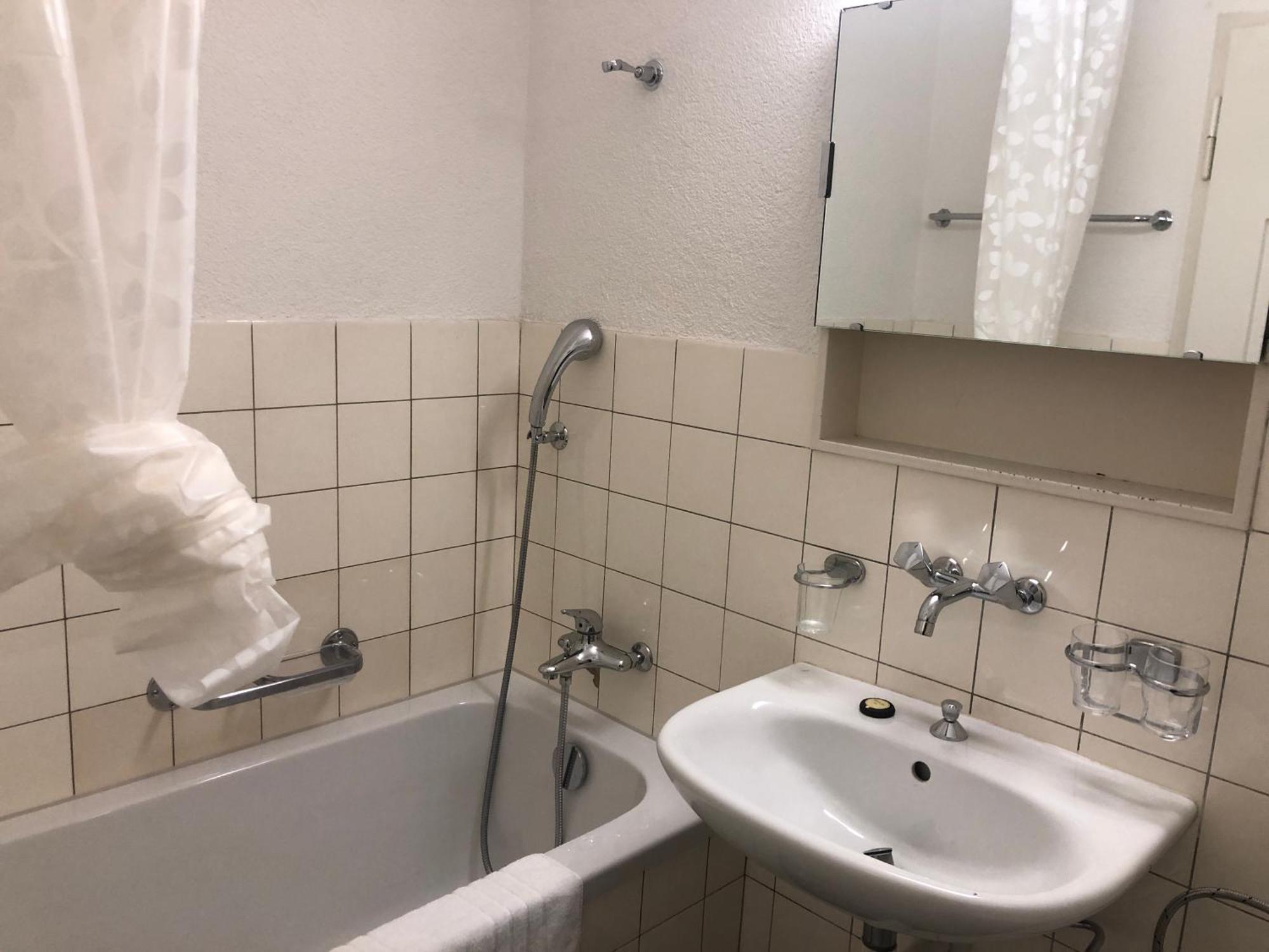 Cozy, Sunny, City Center 1 Bedroom Flat Zurich Luaran gambar
